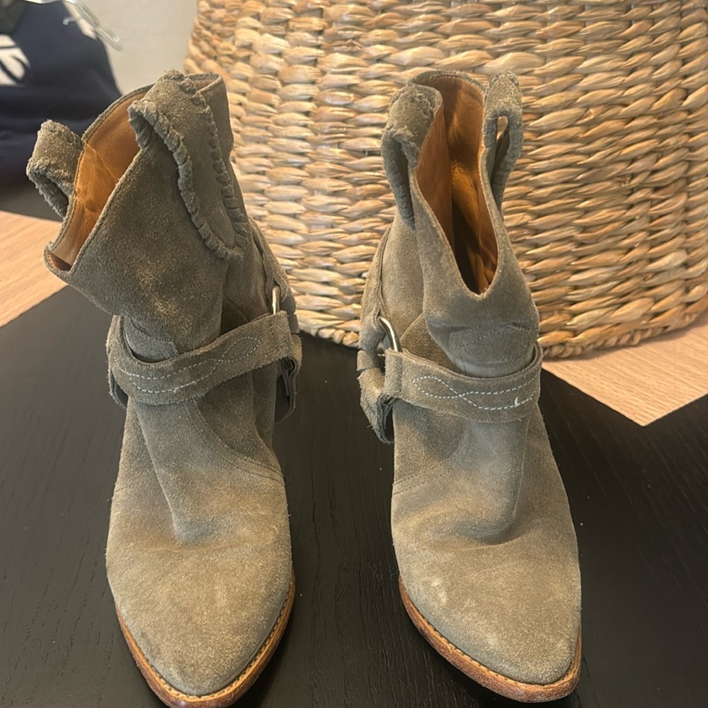 Size 36 Isabel Marant Etoile sage green leather cowboy Booties